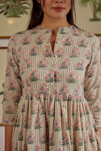 Load image into Gallery viewer, The Pepper Maxi - soft green stripes

