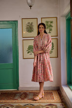 Load image into Gallery viewer, The WASABI midi - soft pink floral
