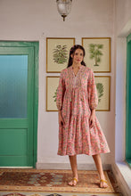 Load image into Gallery viewer, The WASABI midi - soft pink floral
