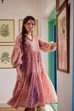 Load image into Gallery viewer, The WASABI midi - soft pink floral
