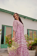 Load image into Gallery viewer, the CHILLI maxi - white &amp; purple floral
