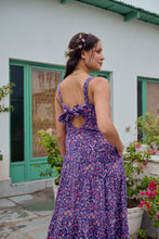 Load image into Gallery viewer, the SENF maxi - purple floral
