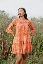 Load image into Gallery viewer, The Stevia dress/MULMUL - orange and magenta floral
