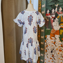 Load image into Gallery viewer, The CHIVES dress - blue buta
