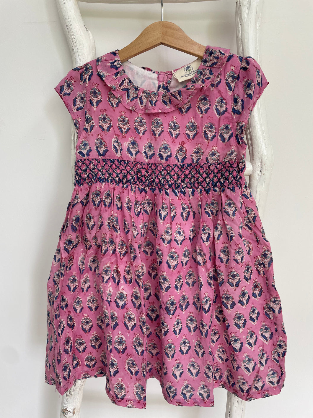6/7y PINK kids Smocked dress with lining - block printed