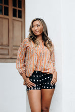 Load image into Gallery viewer, The NIGELLA top - caramel/orange with floral stripes

